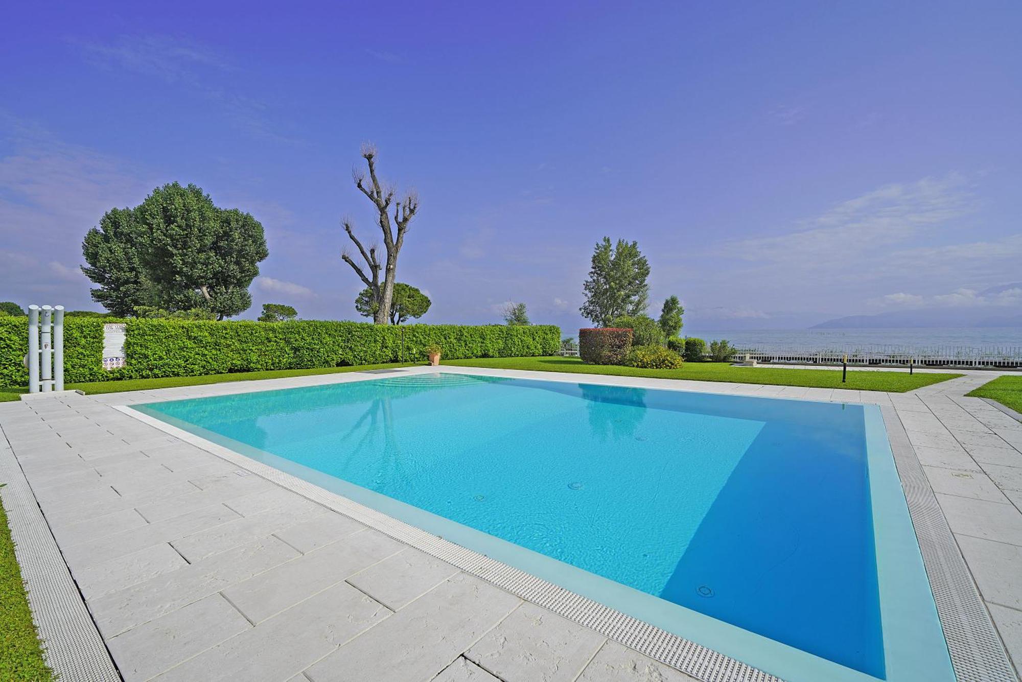 Apartament Il Porticciolo P1-12 By Wonderful Italy Sirmione Zewnętrze zdjęcie