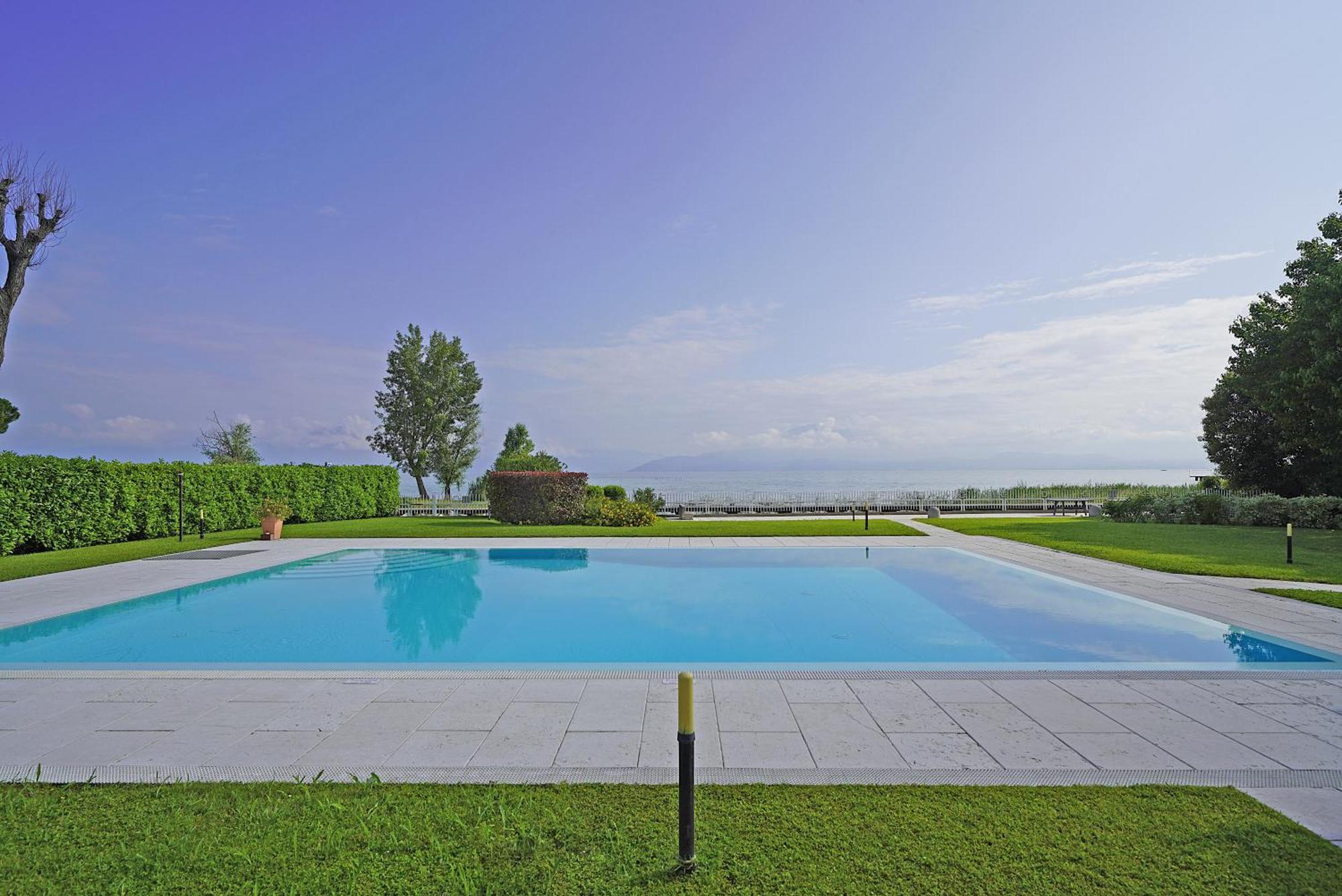 Apartament Il Porticciolo P1-12 By Wonderful Italy Sirmione Zewnętrze zdjęcie